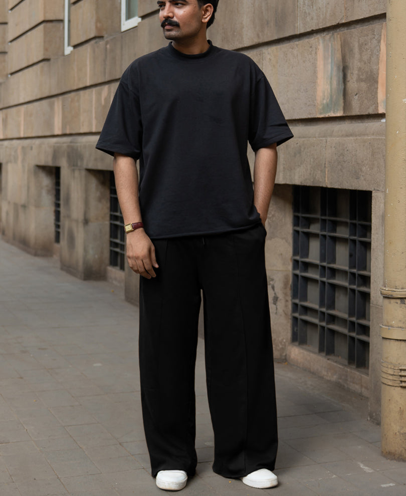 Black Baggy Fit Pleated Trackpant